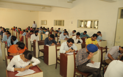 One student is selected in Data64